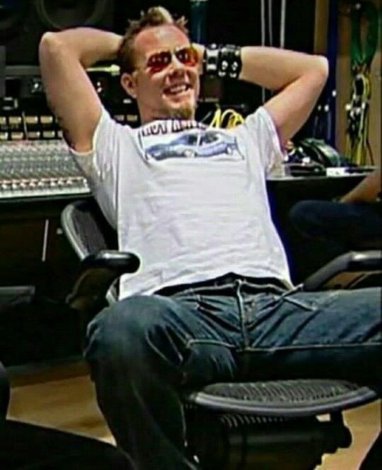 daily james hetfield (@dailyhetfield) on Twitter photo 