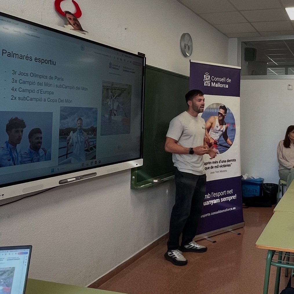 Avui ha estat un dia especial, ja que he vengut al meu antic institut, l’IES Clara Hammerl, a impartir la meva xerrada del programa #ElsValorsdeLEsport del <a href="/esportsmallorca/">EsportsMallorca</a> als alumnes de 4rt d’eso