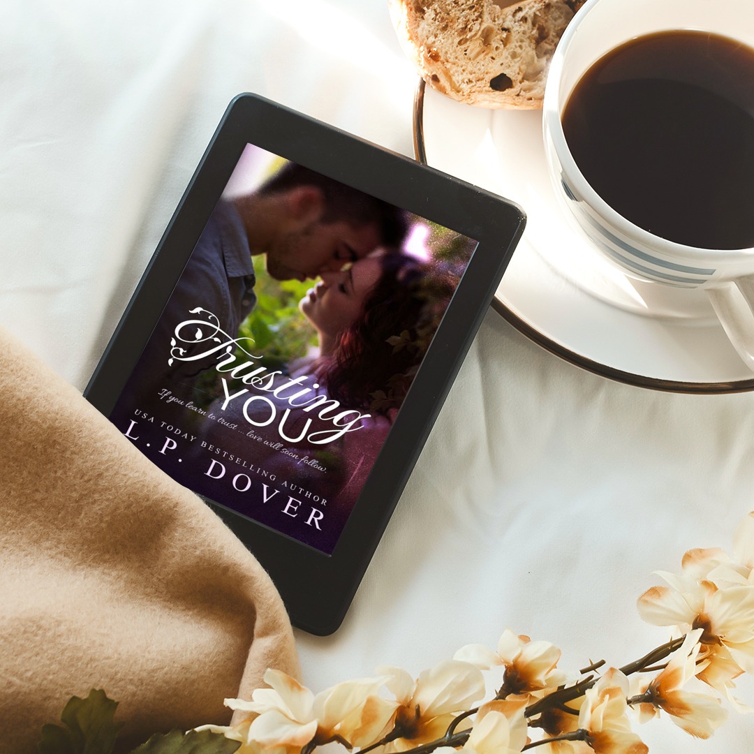 How far would you go to protect a second chance?

A love once lost. A threat lurking in the shadows.
💔 Trusting You by L.P. Dover will keep your heart racing.
📖 Start now: amzn.to/1jOpwRU
#RomanticSuspense #SecondChances #TrustingYou #LPDover