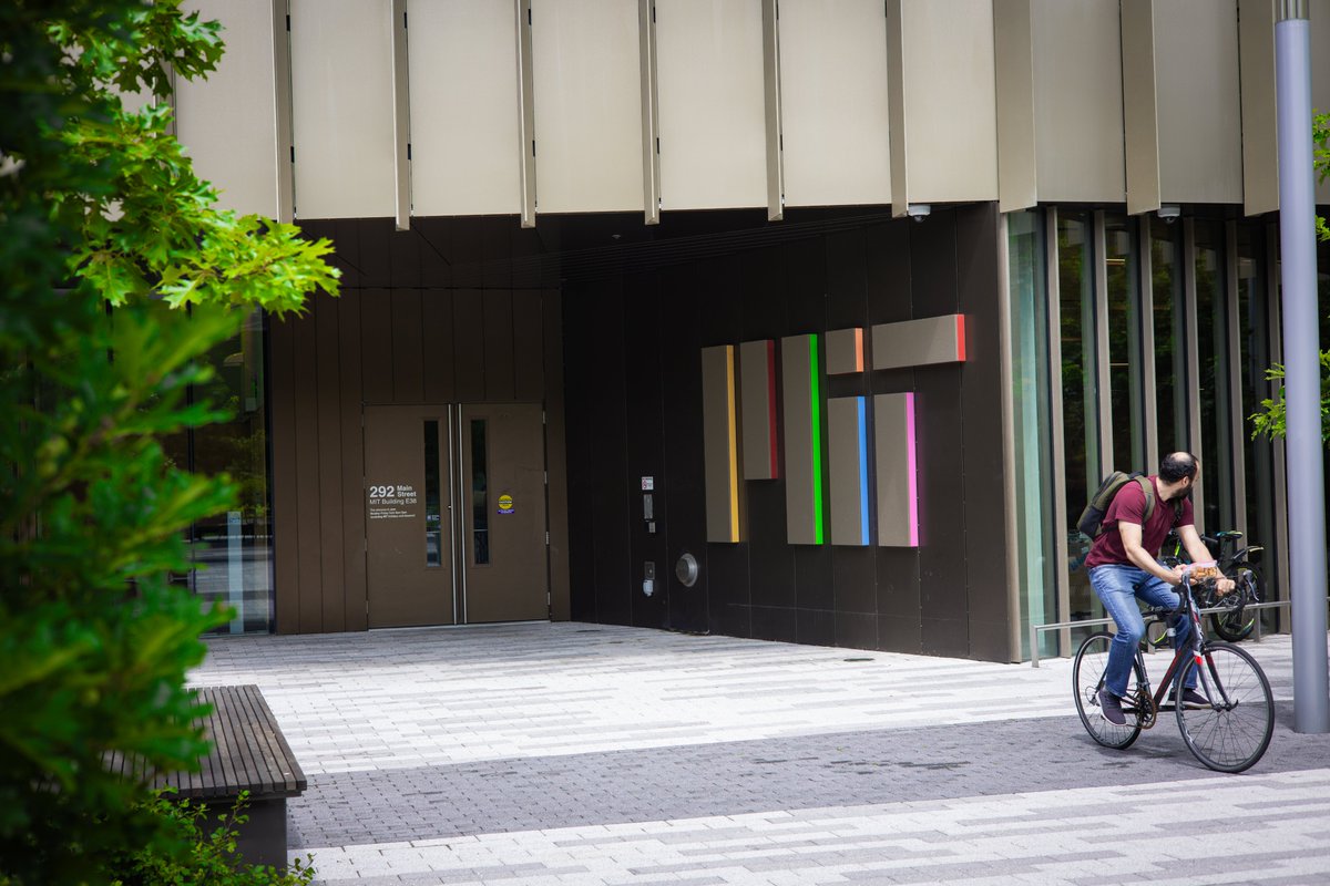 Bike tune-ups are happening this month in the MIT Open Space !

Cycle over 11:30am-1:30pm on Wednesday April 16 &amp; 23 for a safety check with a bicycle technician from Casa Bikes 🚲
