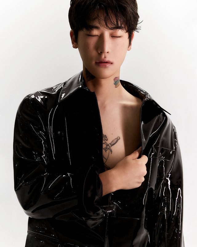 jshfolder's tweet image. smol                                         but 𝙨𝙥𝙞𝙘𝙮