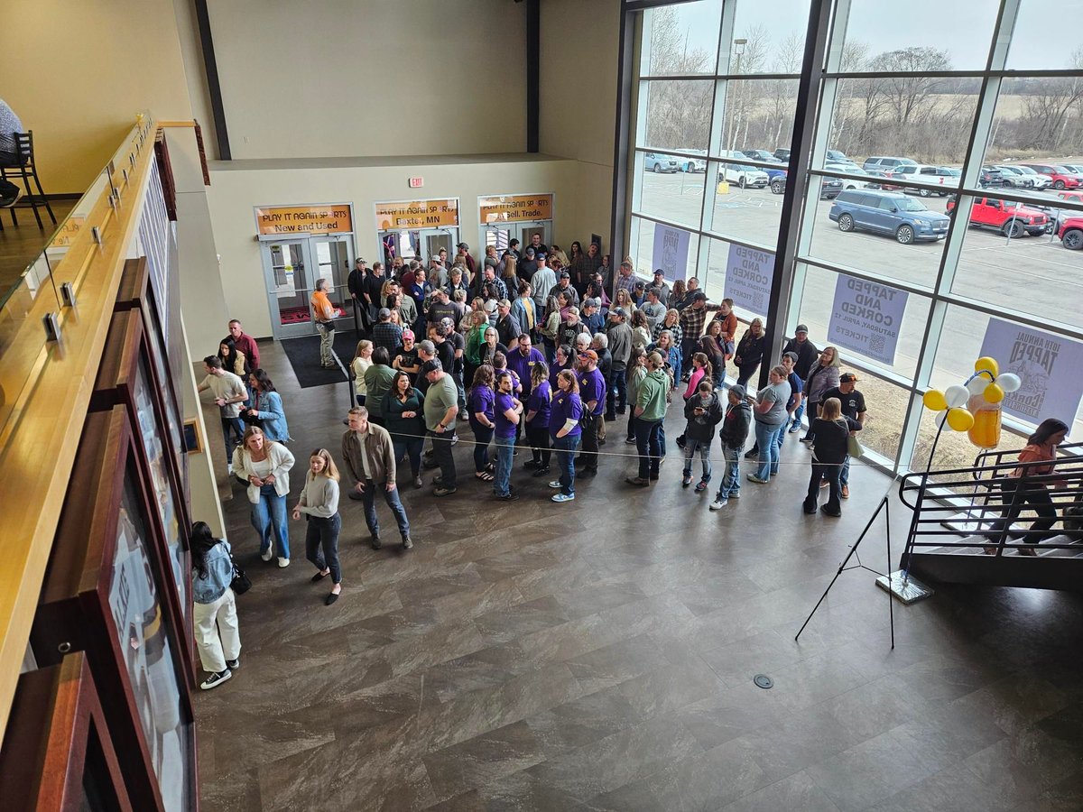BASFEHSC's tweet photo. Another EPIC event in our facility. Last Saturday was one for the ages, with the 10th annual Tapped and Corked event put on by an amazing group at the Brainerd Sports Boosters. If you didn't get in on the VIP experience...make sure you get tickets for next year! @BRD_SportsBoost https://t.co/wZJdEIXh2R