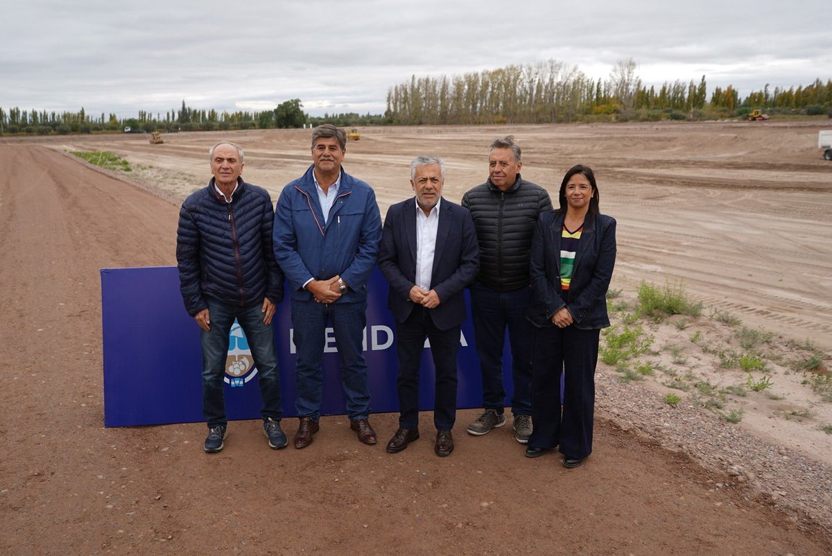 Visitamos el Este de la provincia, para anunciar el pago del Fondo Compensador Agrícola por $1.134 millones, destinado a productores de los cinco departamentos más afectados por heladas y granizo, atendiendo a las necesidades urgentes del sector. De este modo, ya se han