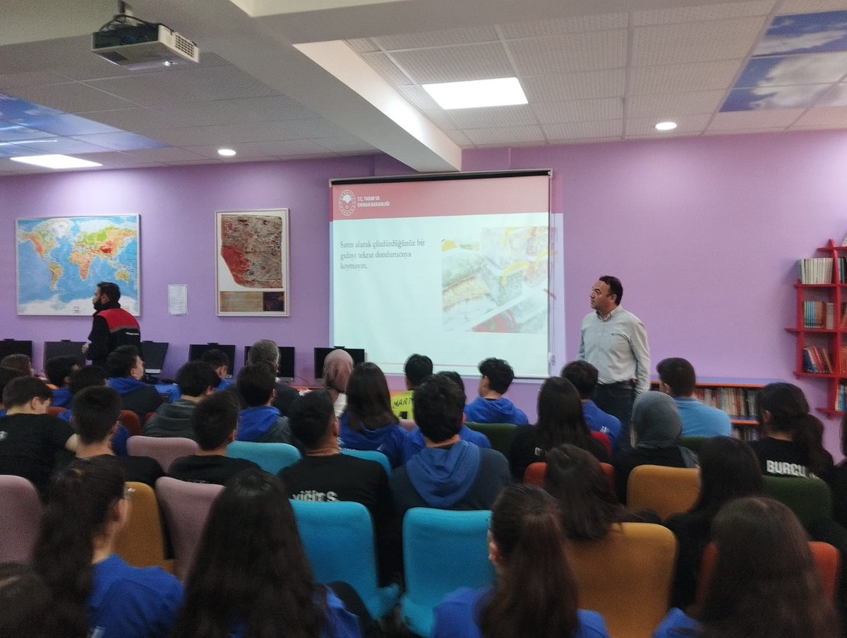 15.04.2025 Salı günü saat 14.00 ‘te okulumuz Z-kütüphanesinde “Gıda Güvenliği “ semineri düzenlemiştir.  Seminer kapsamında İlçe Tarım Müdürü Rıfat Verim ile Gıda Mühendisleri Mehmet Bekir Çiriş ve Mücahit Güleş konuşma yaparak öğrencilerimizi bilgilendirmiştir. <a href="/ZonguldakMEM/">Zonguldak İl Millî Eğitim Müdürlüğü</a>