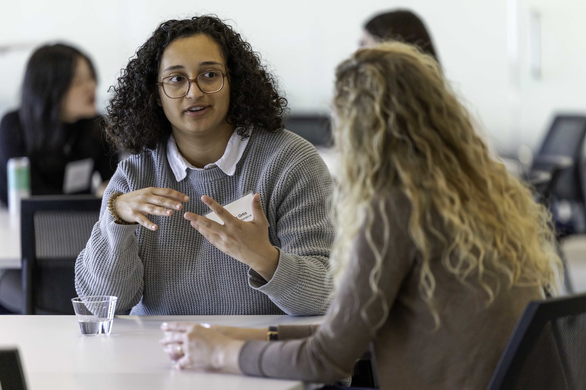 TOMORROW:💡 Words of Wisdom ft. Vivien Li, nationally recognized environmental and climate expert. 

Get inspired and be empowered by Vivien’s story of transforming the Boston Harbor waterfront and revitalizing the city’s shoreline: bostonchamber.com/events/words-o…