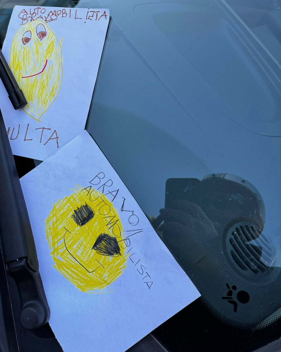 mengonimarco's tweet photo. di palchi, stadi e di vita tra il verde l’asfalto il sole la pioggia riflessi pensieri stanchezza e risate https://t.co/g98nwYmNAo