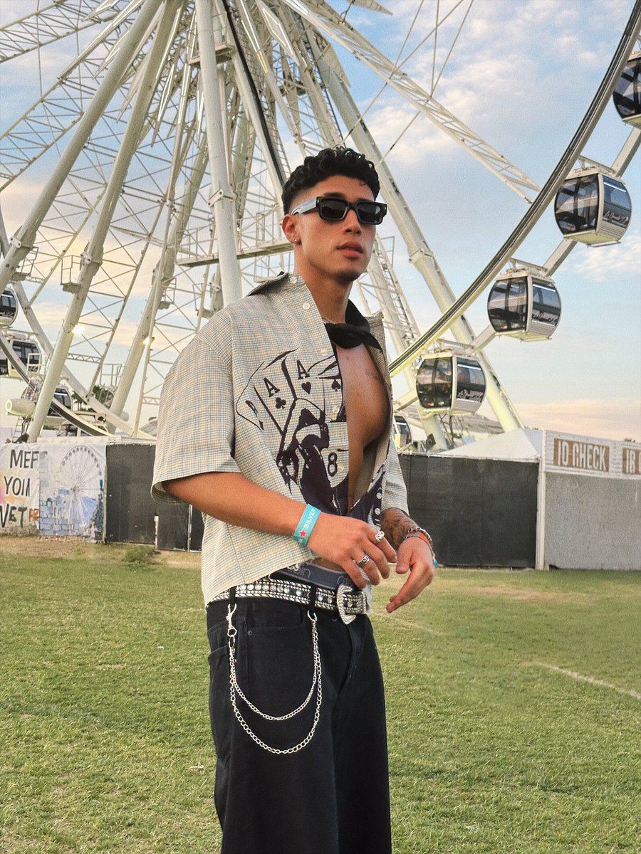 Coachella Day 1 🎡
