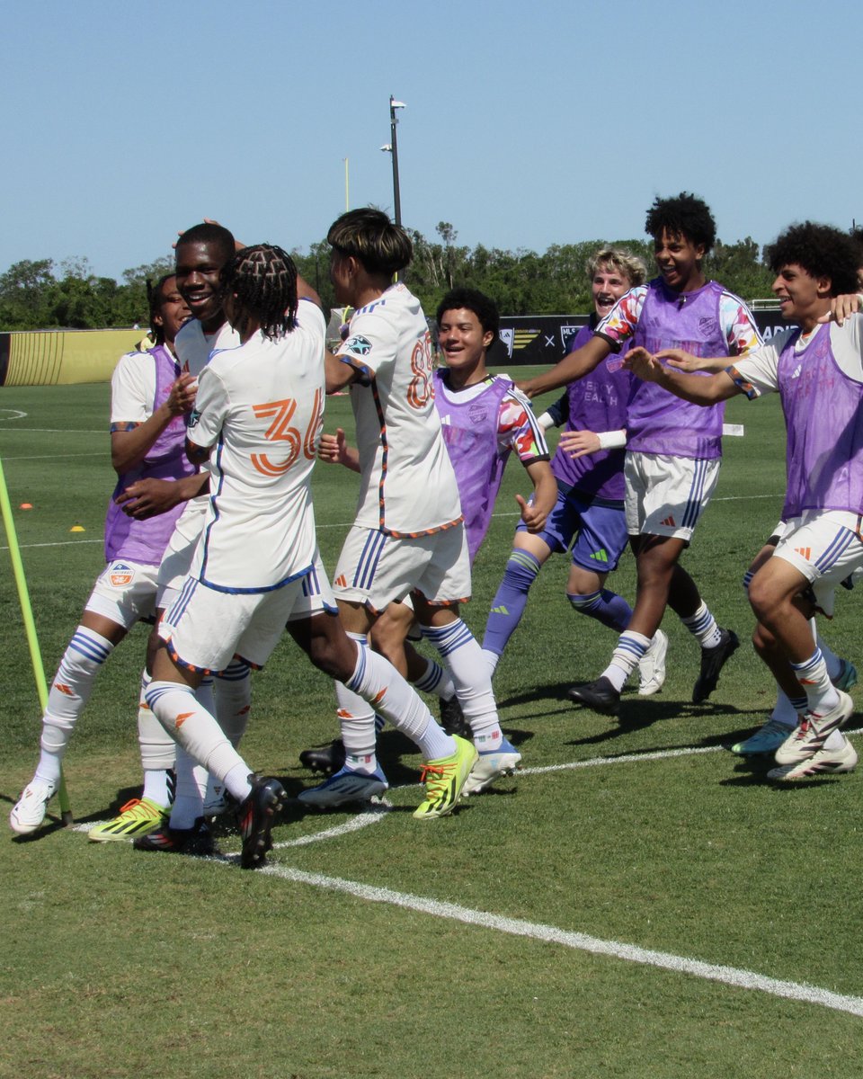 FCCincyAcademy's tweet image. GA Cup Update ⤵️
🔶 U16s finished 1-1-1, placing 3rd in their group. They'll face Sporting KC in the Premier bracket Round of 16 on 4/16 at 11:30am ET.
🔷 U18s finished 1-1-1, placing 2nd in their group. They'll face Nashville SC in the Premier bracket Round of 16 on 4/16 at…