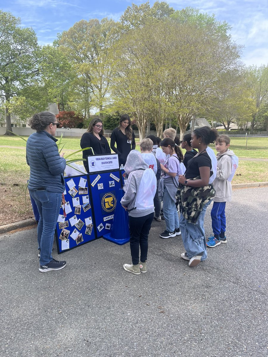 <a href="/VBFairfieldES/">Fairfield Elementary School @vbschools</a> <a href="/khingerty/">LoveTeachInspire (Kristi Hingerty, Ed.D)</a>