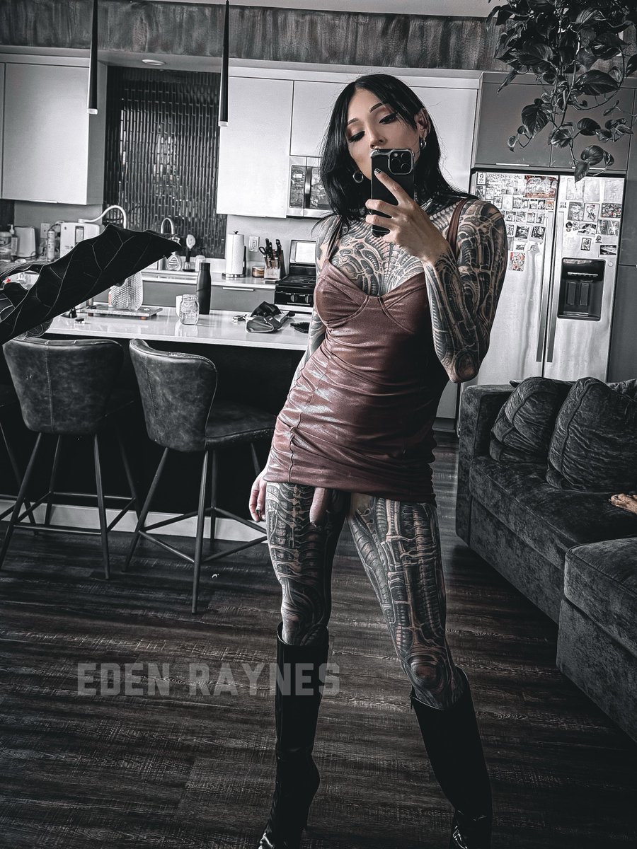 The next 100 people get 50% off my OF. All access no PPV. Onlyfans.com/edenraynes