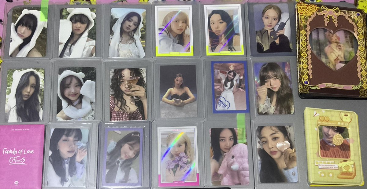 AkzyOx's tweet photo. @im_anjisu 🛒 wts lfb | ph
╰┈➤ assorted twice pcs

— last pic for (₱) + deets
— payo w/ discount pa ulit ; 1w dop
— ₱400 discount if taking all 
— free posters if buying multiple pcs
— (stbo): nayeon signed https://t.co/HLSVErsdKi