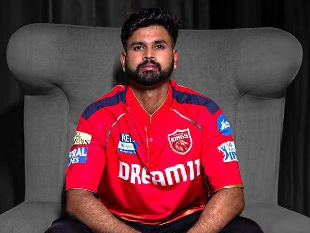 JITHIN418's tweet photo. When life’s not going great
Reset
Repeat 
#ShreyasIyer 
What a player ❤️❤️🔥🔥 https://t.co/8crXfUYuNm