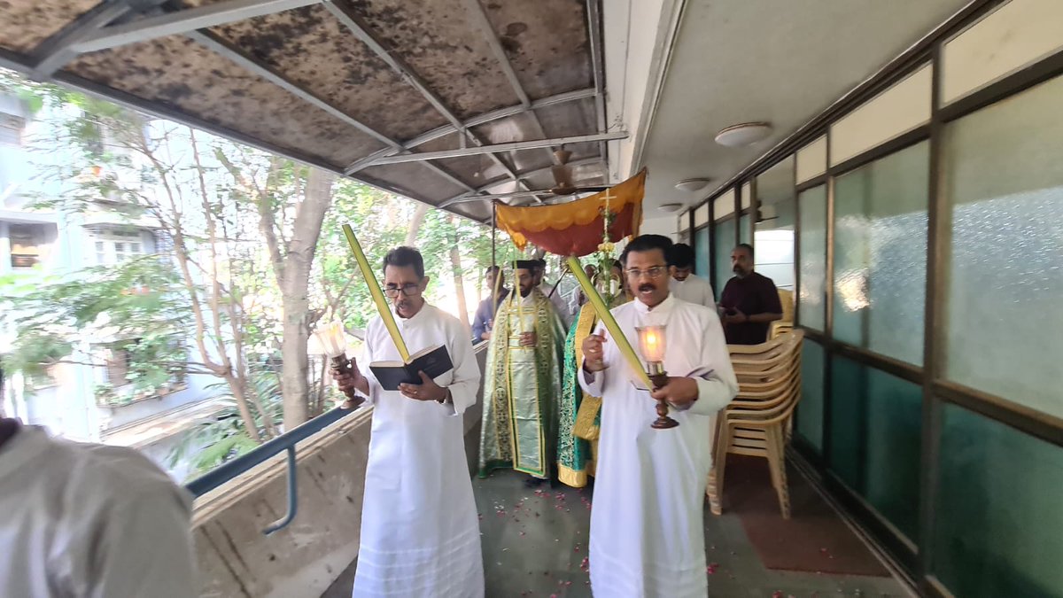 dadarcathedral's tweet photo. Glimpses of the #PalmSunday services at #Dadarpalli. https://t.co/4F5LtaC1UI