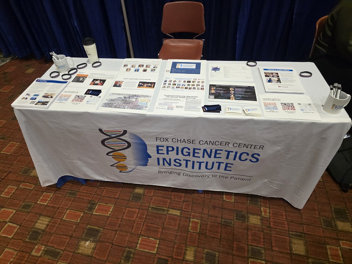 @CEI-FCCC (@ceifccc) on Twitter photo Highlighting <a href="/CeiFccc/">@CEI-FCCC</a> & <a href="/FoxChaseCancer/">Fox Chase Cancer Center</a> opportunities at a career session <a href="/ASBMB/">ASBMB</a> Annual Meeting! Many amazing trainees visited us.
<a href="/WhetstineLab/">Whetstine Lab</a> also spoke about the newest discoveries on #DNA #Amplification and #Rearrangements control by #epigenetic mechanisms. Highlighting <a href="/CeiFccc/">@CEI-FCCC</a> & <a href="/FoxChaseCancer/">Fox Chase Cancer Center</a> opportunities at a career session <a href="/ASBMB/">ASBMB</a> Annual Meeting! Many amazing trainees visited us.
<a href="/WhetstineLab/">Whetstine Lab</a> also spoke about the newest discoveries on #DNA #Amplification and #Rearrangements control by #epigenetic mechanisms.