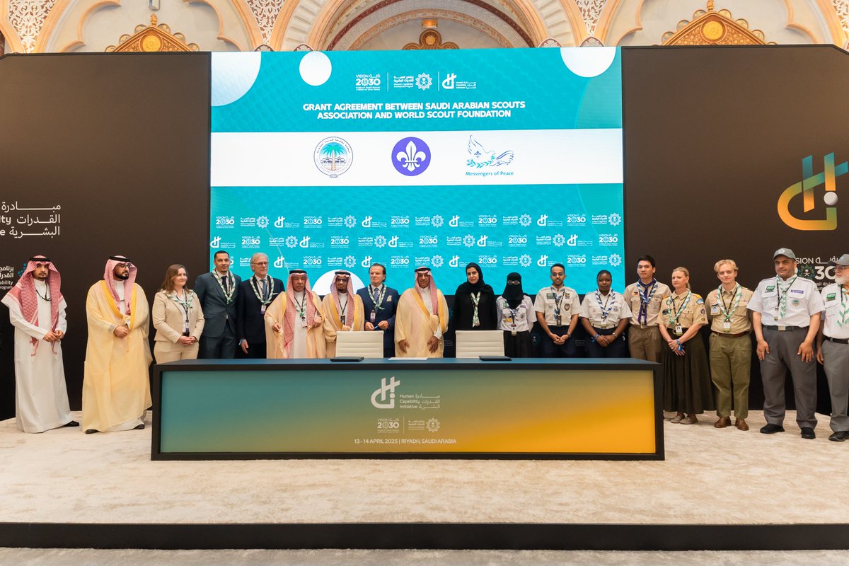 جمعية الكشافة العربية السعودية (@scouts_org_sa) on Twitter photo توقيع اتفاقية تمويل "رسل السلام" بقيمة 50 مليون دولار لتعزيز تأثير الكشافة حول العالم
#الكشافة
#رسل_السلام
scouts.org.sa/ar/include/plu… توقيع اتفاقية تمويل "رسل السلام" بقيمة 50 مليون دولار لتعزيز تأثير الكشافة حول العالم
#الكشافة
#رسل_السلام
scouts.org.sa/ar/include/plu…