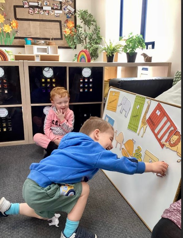 Little Learners_Castle Batch (@ll_castlebatch) on Twitter photo ๐๐ญ๐จ๐ซ๐ข๐๐ฌ ๐๐ง๐ ๐๐จ๐ฎ๐ง๐๐ฌ
Our Discoverers have explored the sounds that different musical instruments make focussing on key vocabulary such as: volume, speed, rhythm and beat.
Our Adventurers have retold their focus story, Dear Zoo, using illustrations to support them. ๐๐ญ๐จ๐ซ๐ข๐๐ฌ ๐๐ง๐ ๐๐จ๐ฎ๐ง๐๐ฌ
Our Discoverers have explored the sounds that different musical instruments make focussing on key vocabulary such as: volume, speed, rhythm and beat.
Our Adventurers have retold their focus story, Dear Zoo, using illustrations to support them.