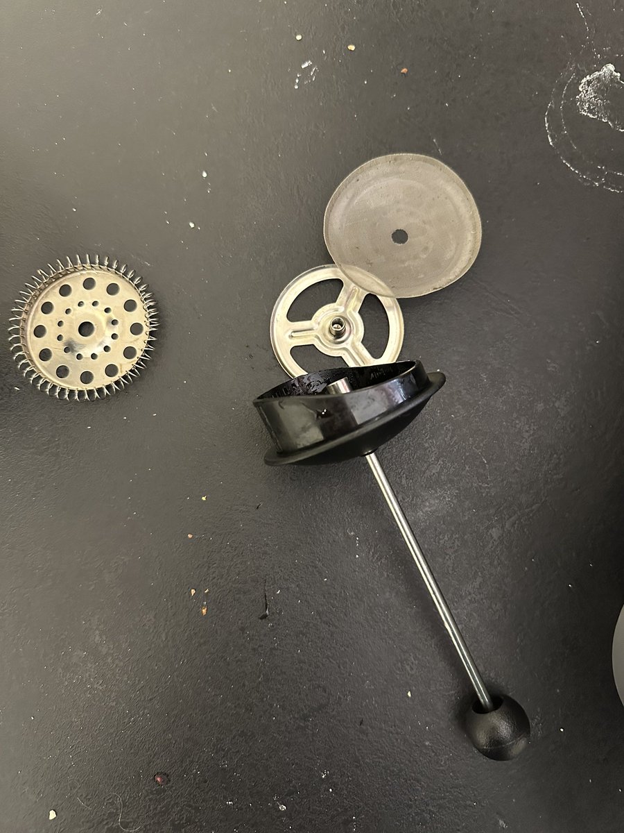 Albert  tweet media