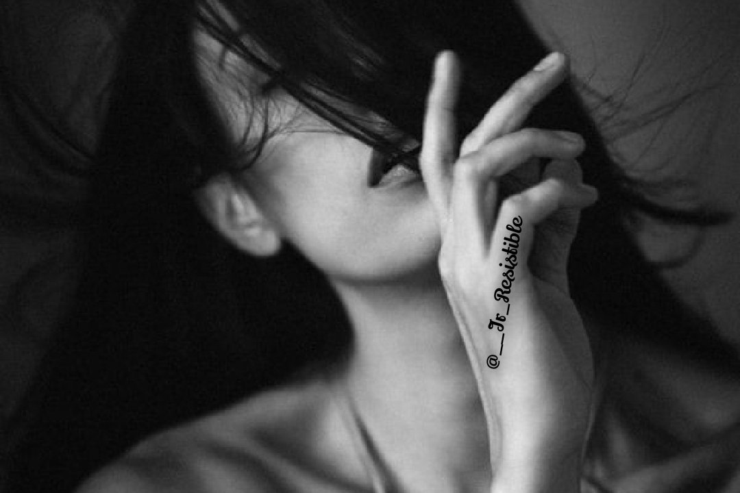 "Söylenen söz kalmaz muallakta..

Ya sağa yazılır , ya sola"..❦..