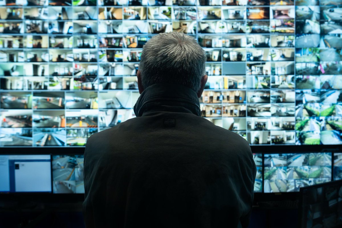 #24ficlpgc
«Panorama», historias humanas en movimiento. Autores fundamentales, el cine de festivales

En este apartado, que siempre aguarda con expectación nuestro público, veremos la producción más singular que se ha paseado por festivales
lpafilmfestival.com/panorama-trae-…