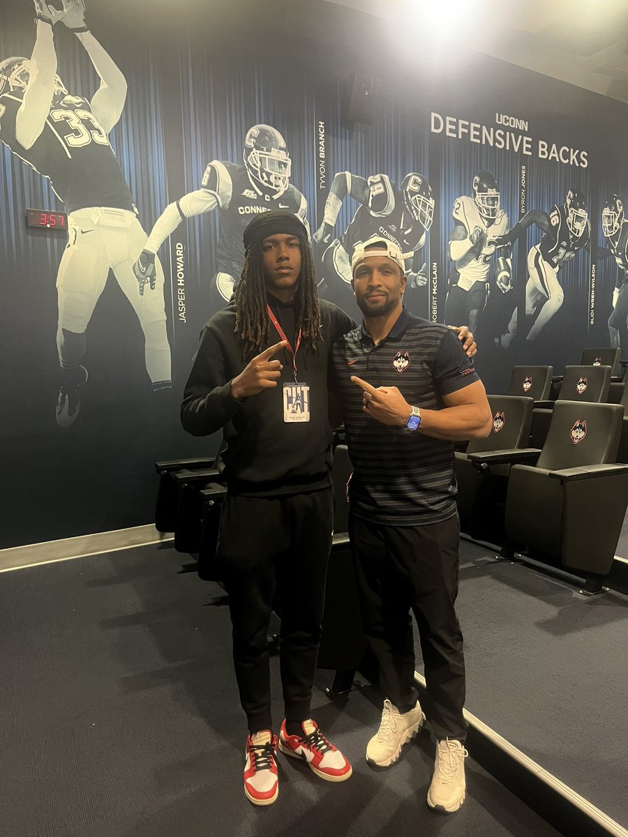 Shawn Church Jr (@jumpmanchurch) on Twitter photo It was nice coming up to UCONN, I appreciate everyone taking their time to show me around the facility. #GoHuskies <a href="/CoachDHilliard/">Coach Hilliard</a> <a href="/CoachJimMoraFB/">Jim Mora</a> <a href="/UConnFootball/">UConn Football</a> It was nice coming up to UCONN, I appreciate everyone taking their time to show me around the facility. #GoHuskies <a href="/CoachDHilliard/">Coach Hilliard</a> <a href="/CoachJimMoraFB/">Jim Mora</a> <a href="/UConnFootball/">UConn Football</a>