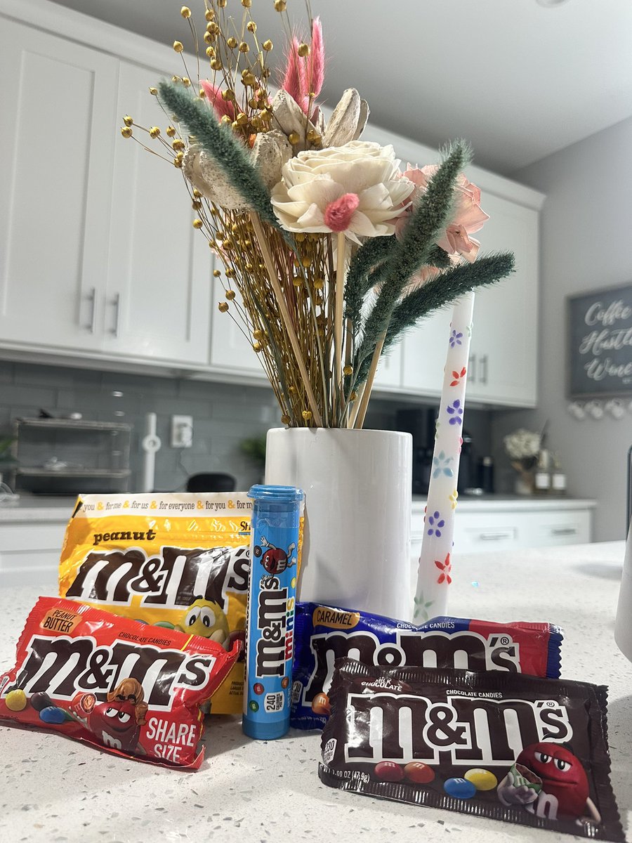 M&amp;M’S – you know I love ’m.
&amp; now I get rewards just for enjoying ’m!
I joined the <a href="/mmschocolate/">M&M’S</a> Fun Club for free &amp; now I earn points every time I buy ’m and upload my receipt online! I can redeem points for swag, exclusive sweepstakes, and more. ➡️mms.com/fun-club