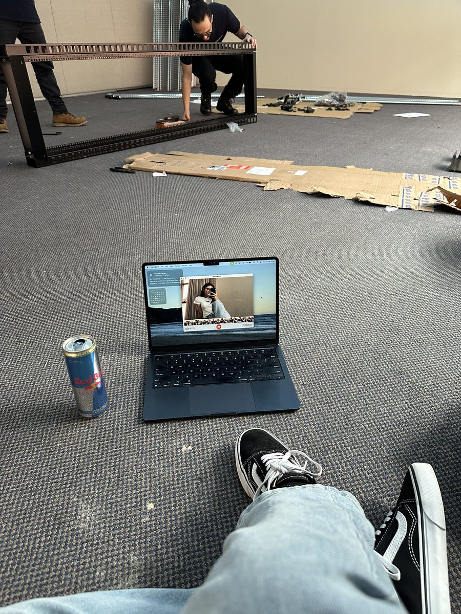 can someone guess what we are building here?