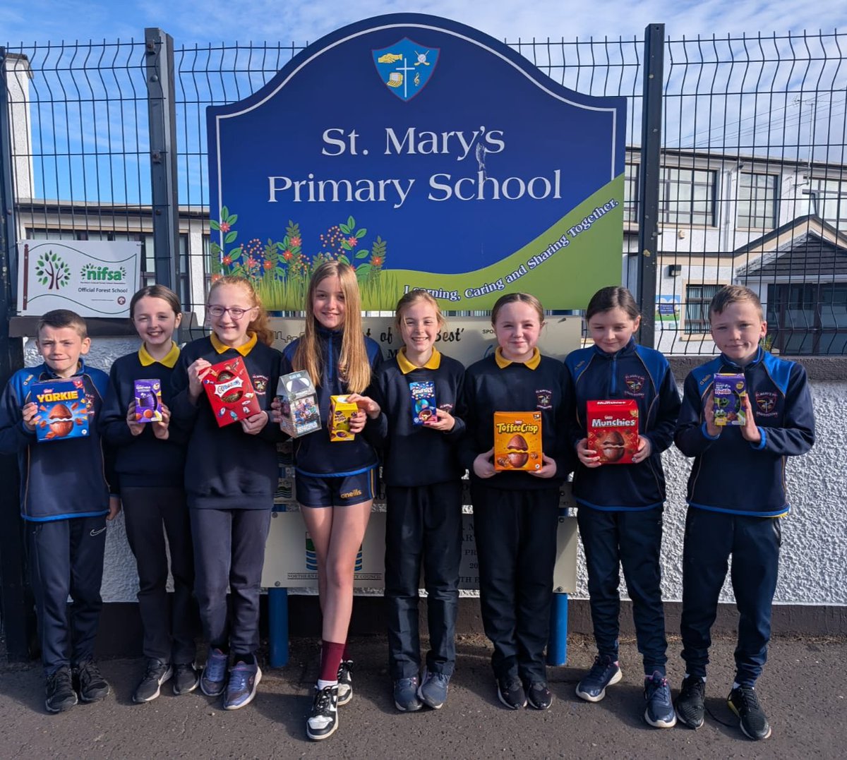Primary Seven's Easter class draw raised £90 for Trocaire. 👏 Well done boys and girls. Pictured are the eight lucky winners. <a href="/trocaire/">Trócaire</a> <a href="/TheDerryDiocese/">TheDerryDiocese</a>