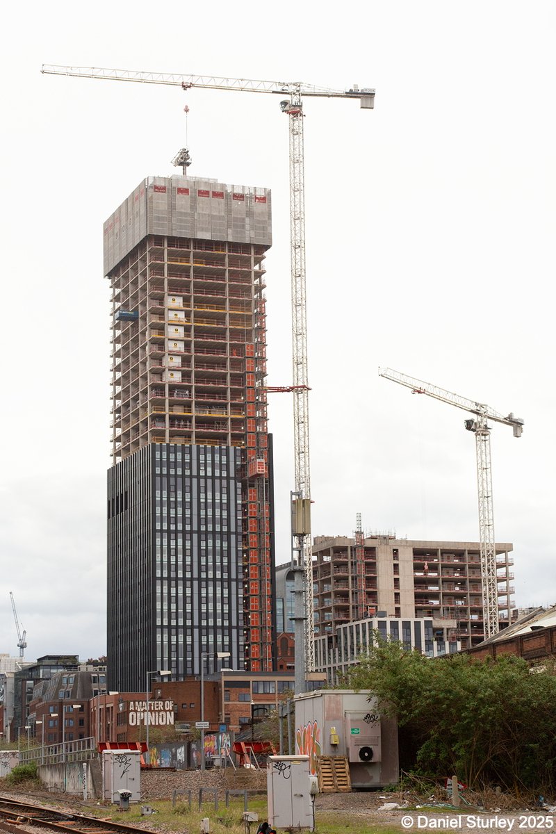 #Birmingham UK, back to cloudy weather for a #construction update at the Great Charles Street #development 🫤
#BirminghamWeAre #Architecture