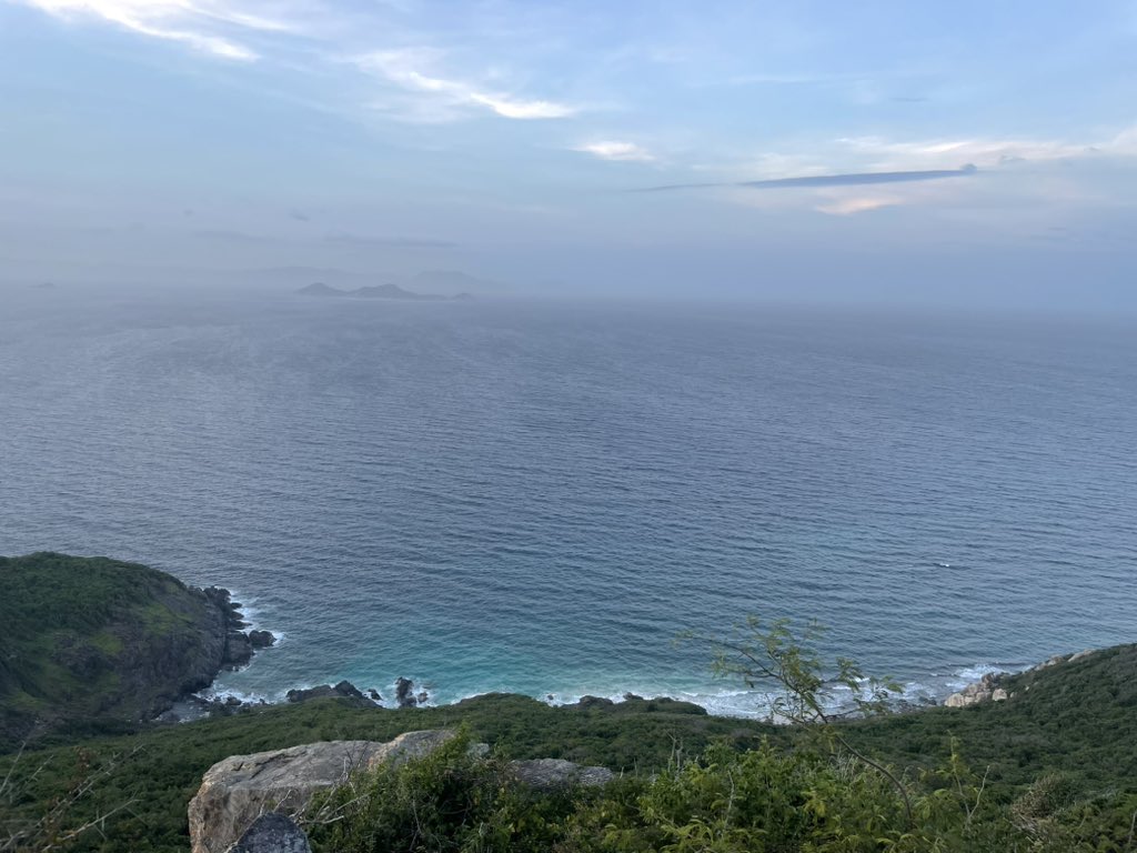 Nhật gửi mọi người bài ôn thi số 03 của lớp Việt văn: 

- Đọc bài viết ở link dưới còm và nghe bản nhạc cũng dưới còm để cảm nhận chất văn học. Xong mn tự viết 1 bài tản mạn, chọn 1 câu trong bài hát "Vào Hạ" làm tựa đề nhé.

- Bài này viết là ôn tập