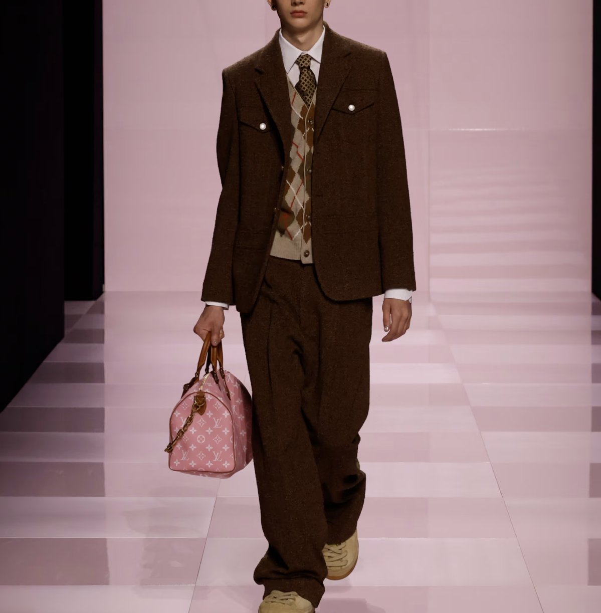 Fashion Express on X: Fashion Express on X: