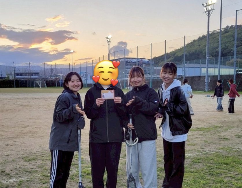 kit_w_lacrosse's tweet photo. 🌸New Beans第5〜7号🌸
今日の体験会で応化の子とデザ建の2人が入部してくれました!!!
スタッフの第1号誕生しました〜!
新しい仲間がどんどん増えて嬉しい限りです✨✨
#春から工繊 #NewBeans #今日のbean図 #京都工芸繊維大学 #ラクロス #春からラクロス https://t.co/jasVQNkc4b