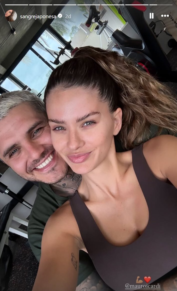 China Suarez: "💪🏼❤️"