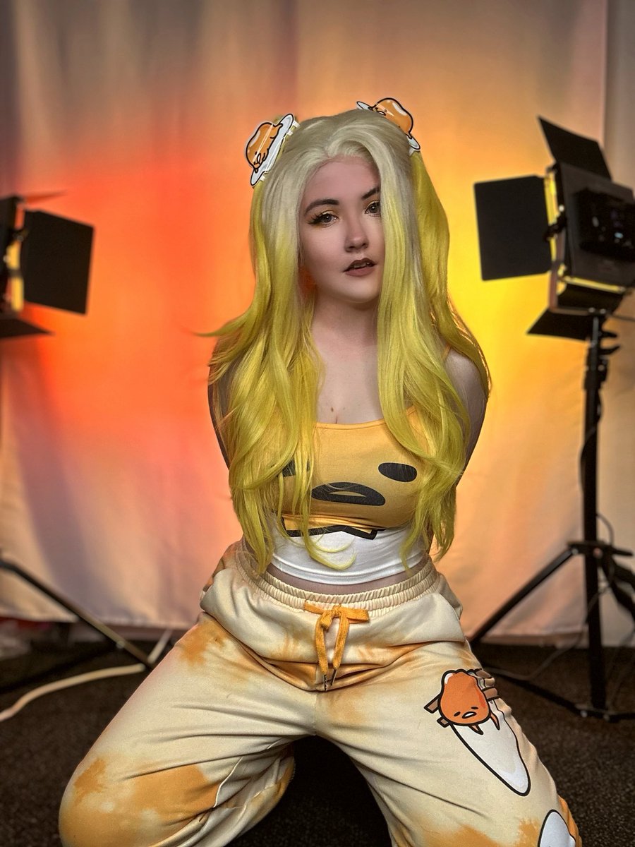 Sammi Dodger🔜my bed (@dodgerm101) on Twitter photo Coming tonight on OF and Patreon ! 
New Gudatama cosplay, I felt so cute ! Just wait till I de-shell teehee ! 💛
onlyfans.com/sammidodger
patreon.com/c/SammiDodgerM… Coming tonight on OF and Patreon ! 
New Gudatama cosplay, I felt so cute ! Just wait till I de-shell teehee ! 💛
onlyfans.com/sammidodger
patreon.com/c/SammiDodgerM…