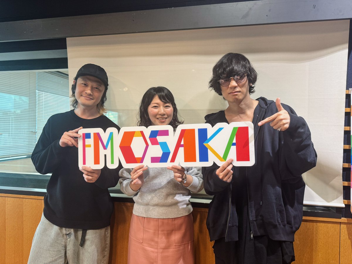 furiousnight5's tweet photo. よぺひろが終わらない https://t.co/Z2PuRd7PgG