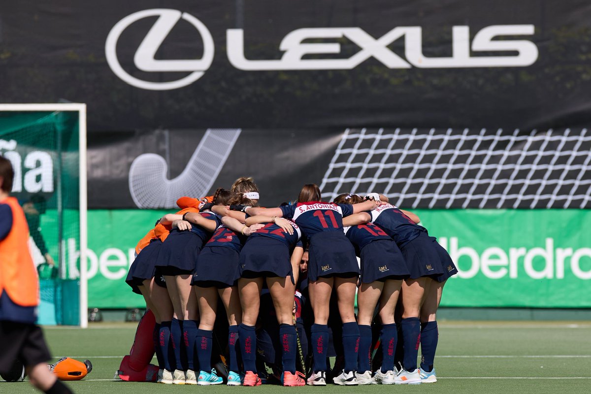 Patricia Álvarez (@patrialvareez) on Twitter photo muchas ganas de lo que viene ahora! <a href="/EHLHockeyTV/">Euro Hockey League</a> , big week and bigger dreams ❤️💙🤍 EHL time muchas ganas de lo que viene ahora! <a href="/EHLHockeyTV/">Euro Hockey League</a> , big week and bigger dreams ❤️💙🤍 EHL time