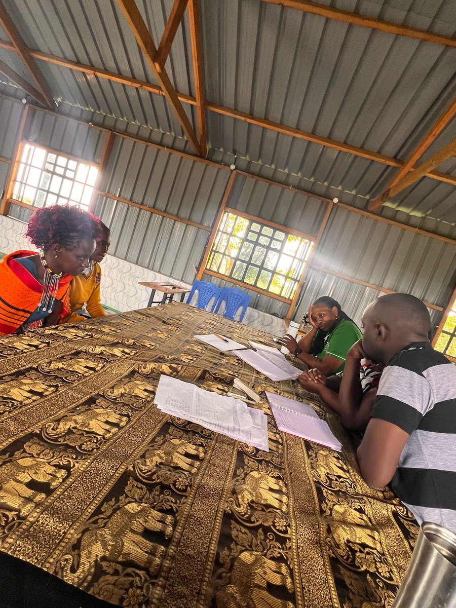 IllaramatakC's tweet photo. Together with  @gricafrica  regular check-ins with our sponsored girls and encouraging reading habits can make a significant difference. Monitoring their progress during this time helps us identify areas where they may need extra support before school resumes.
#Girleducation https://t.co/oxfEzYq4oe