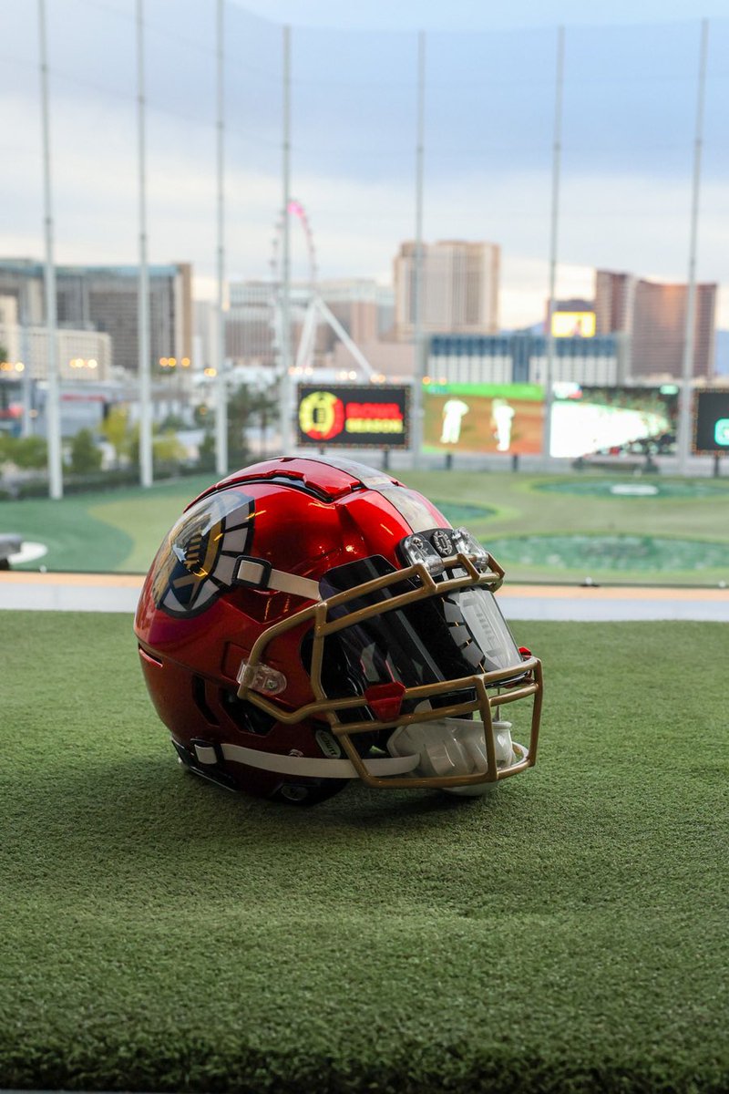 Green Gridiron (@greengridiron) on Twitter photo What a great start to the <a href="/BowlSeason/">Bowl Season</a> Annual Meeting , keep an eye out for more great updates! What a way to swing into the week!
#bowlseason #cfp #CollegeFootball #football What a great start to the <a href="/BowlSeason/">Bowl Season</a> Annual Meeting , keep an eye out for more great updates! What a way to swing into the week!
#bowlseason #cfp #CollegeFootball #football