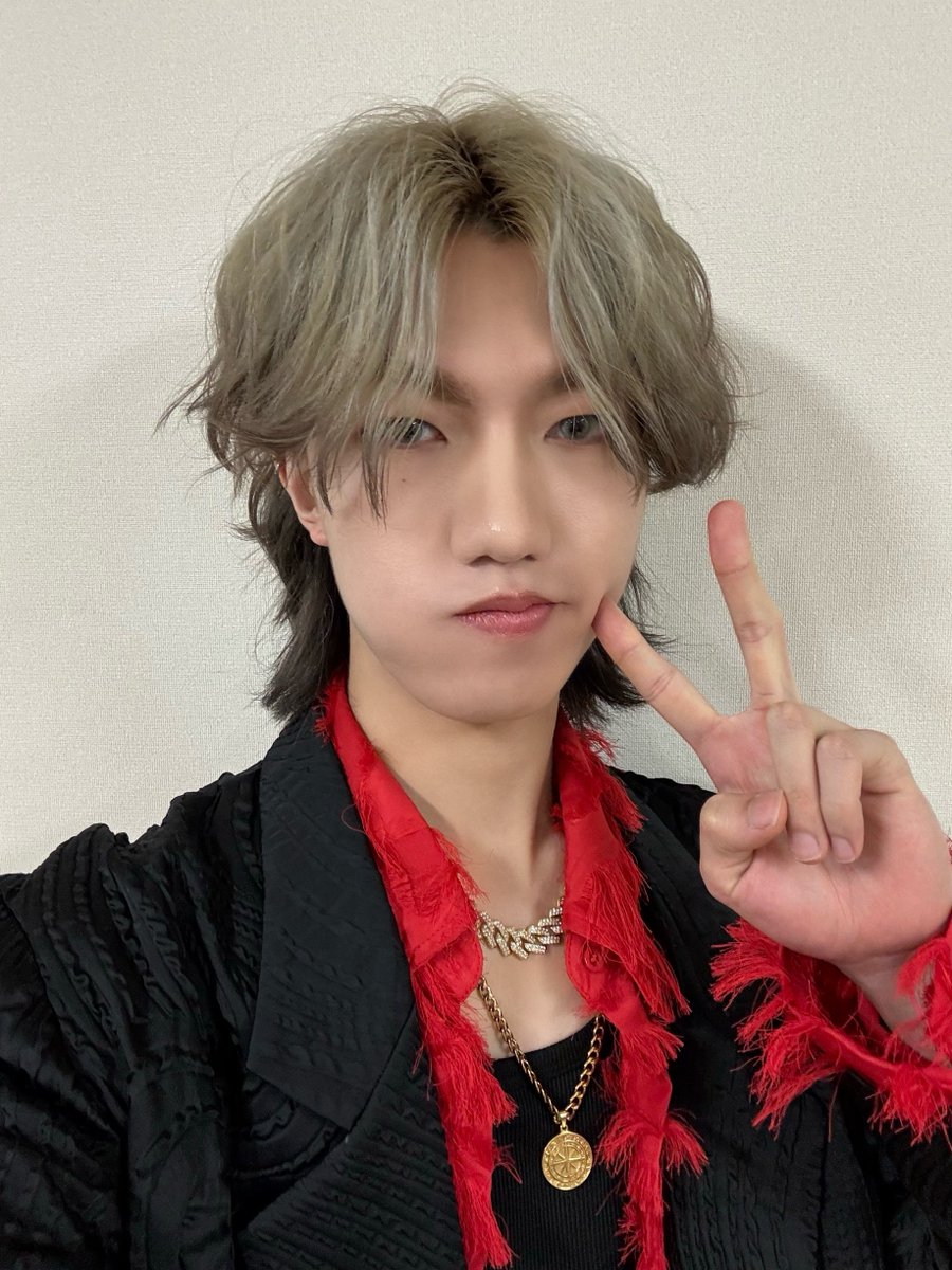 TRENDZ_JP's tweet photo. 🔎FROM #ra_L

おさかでもいっしょうけんめいぶたいをしました！来てくれた皆さんありがとうございます！

#CANVAS
#TRENDZ #트렌드지 
#トレンドジー #トゥジ #とぅじ
#ラエル #라엘 https://t.co/q0AEcdgsiX