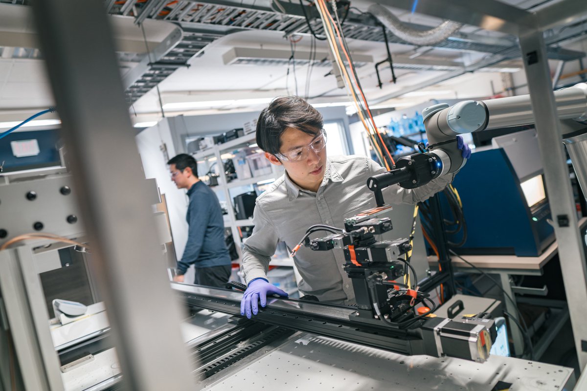Curious about how self-driving labs are shaping the future of materials science? We’re excited to be featured in Optics &amp; Photonics News for our work with this cutting-edge technology! Check it out here: bit.ly/4jwKTu7