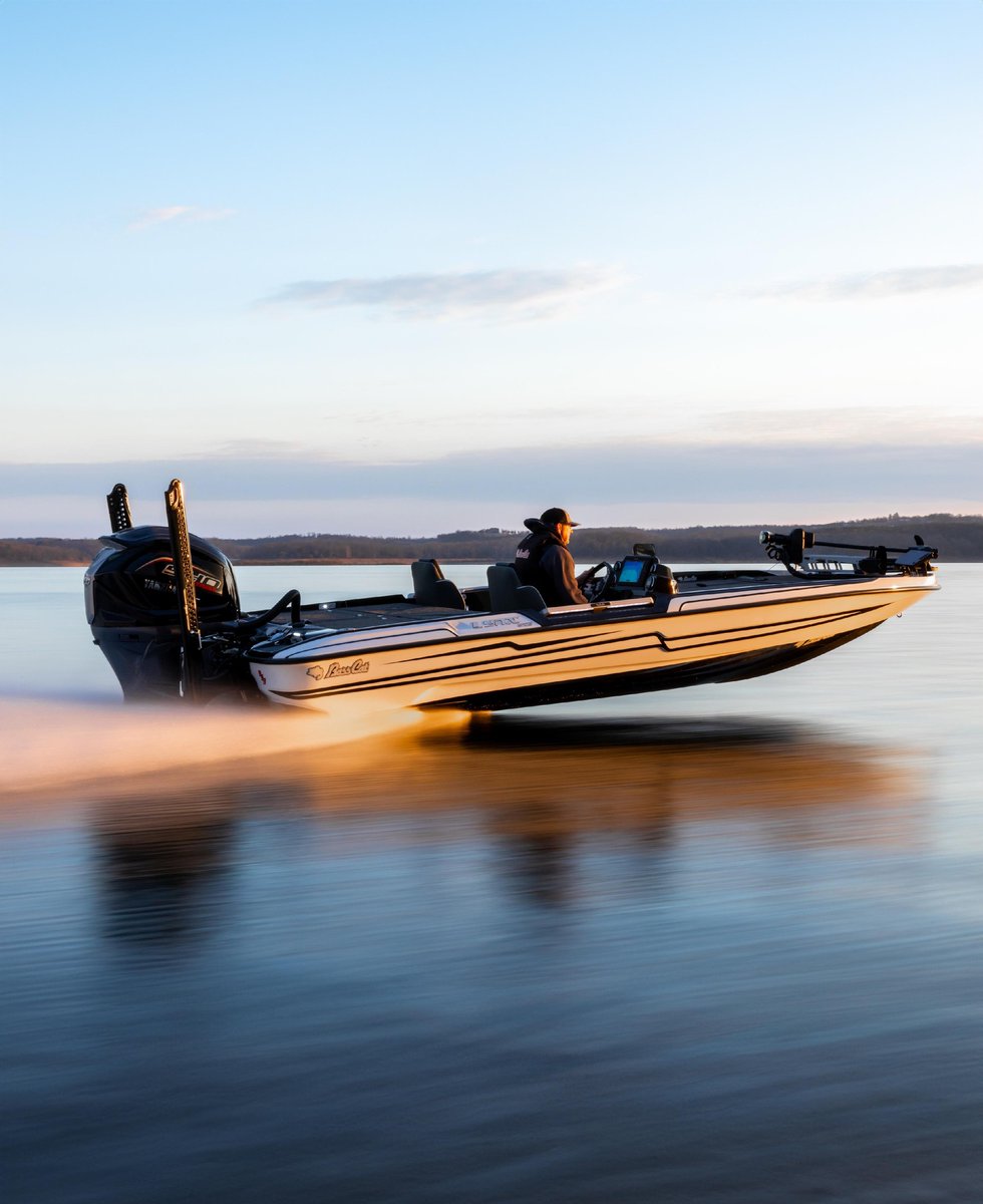 Have you checked out the new Lynx STS yet?

Introducing the Lynx STS! A bold addition to our industry-leading STS hull lineup.