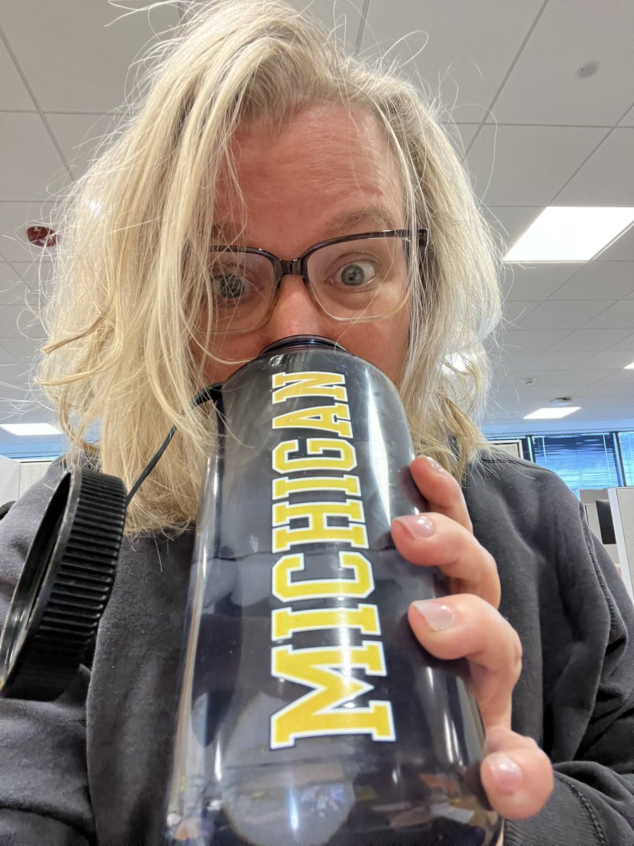 mom2sapphires's tweet image. Needed a new Nalgene
#ReadyForSpring