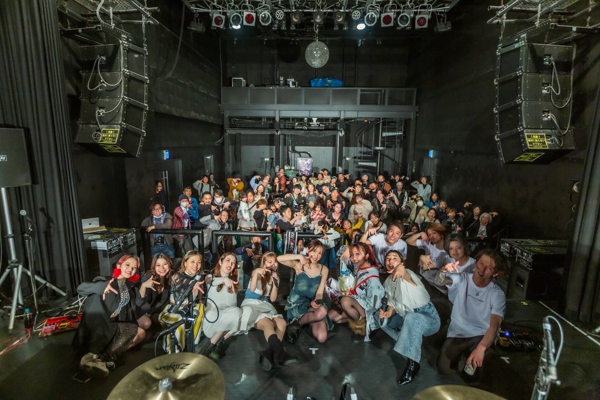 ANN110011's tweet photo. 改めてですが4/13✨️
マミーズトゥルーライブ💕来ていただきありがとうございました！💕
ファン方は勿論、一緒に踊ってくれたダンサーの皆様、スタッフさん、保護者様、そして大切なメンバー💕携わった方々全員に感謝の気持でいっぱいです💕とにかく、沢山、歌った気がします(笑)🥰 https://t.co/g20KRop4bM