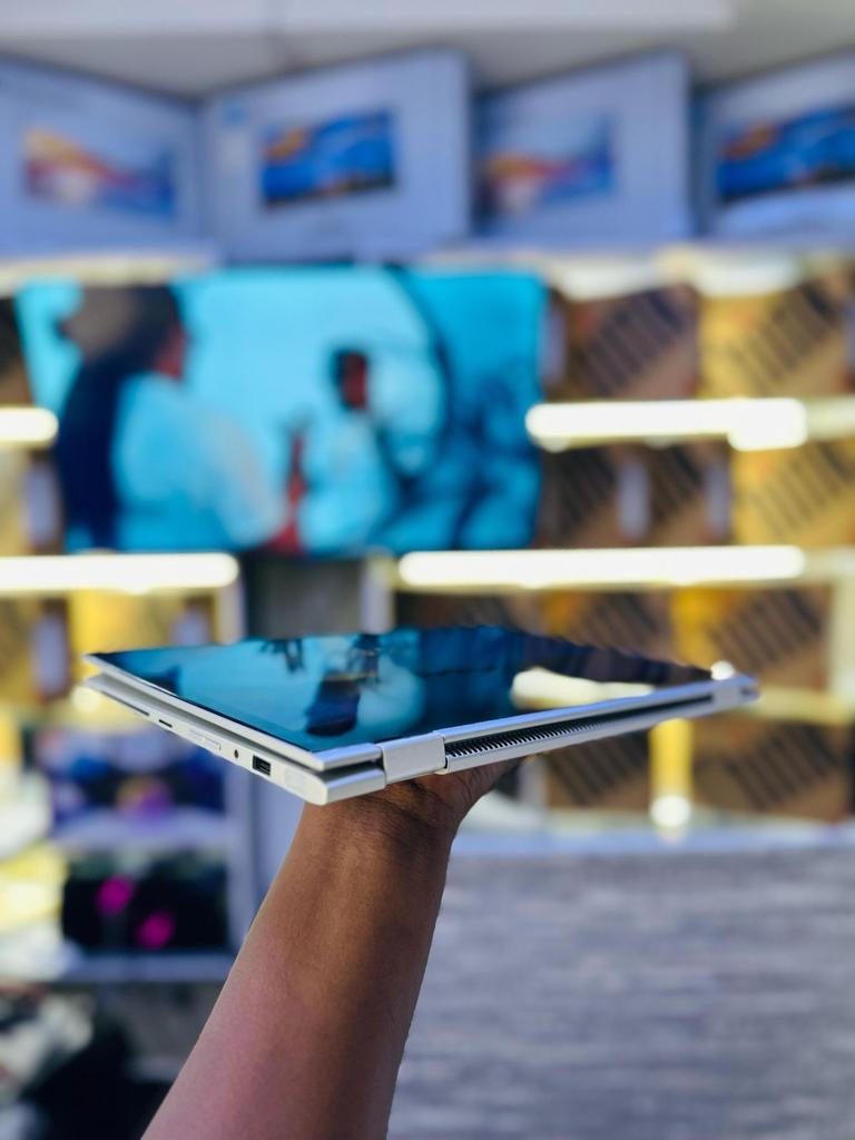 iamennoh's tweet image. 🔥 HP EliteBook 1030 G2 🔥  
💻 Core i5 7th Gen, 8GB RAM, 256GB SSD  
📺 X360 Touchscreen 1080p + Backlit Keys  
💰 Only KES 36,000!  
📍 Nairobi CBD, Rasumal Hse, 2nd Flr  
📞 Call 0790240220 NOW! #TechDeals #HPEliteBook

[ Wamatangi Kiambu EACC Wajir ]