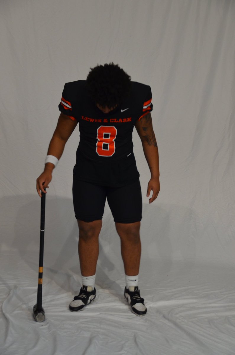 I'm excited to announce my commitment to continue my academic and athletic career at Lewis and Clark. I want to thank my family, coaches, and all of my teammates who have supported me through this process. Go Pioneers!!!! <a href="/lewisclarkfb/">Lewis & Clark Football</a> <a href="/Coach_DanFields/">Coach Daniel Fields</a> <a href="/coachbelliott/">Brett Elliott</a>