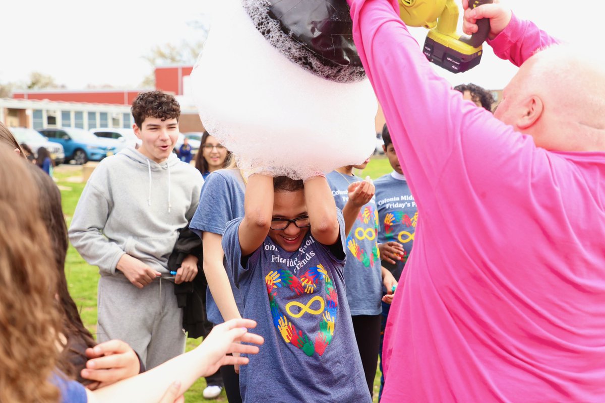 CMS Friday Friends (@cmsfrifriends) on Twitter photo CMS Bubble Day 2025, each smile and giggle makes each crazy delay worth it! Thanks to all who made it possible. <a href="/ColoniaMiddle/">Colonia Middle School</a> <a href="/J_Massimino/">Joseph Massimino, Ed.D.</a> CMS Bubble Day 2025, each smile and giggle makes each crazy delay worth it! Thanks to all who made it possible. <a href="/ColoniaMiddle/">Colonia Middle School</a> <a href="/J_Massimino/">Joseph Massimino, Ed.D.</a>