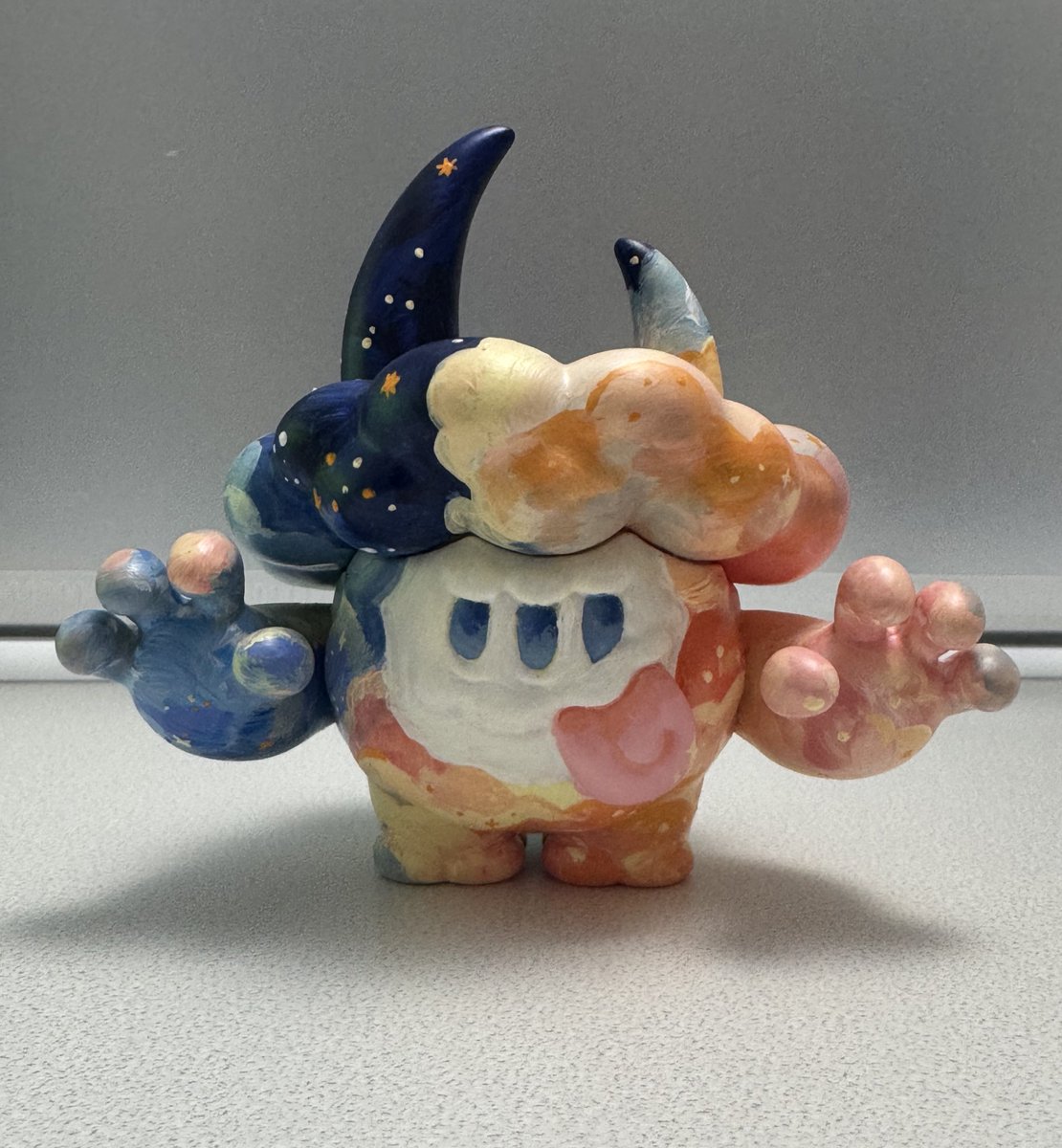 scorpius777's tweet image. 梅田ロフトの最後のPOPBOX後半に行ってきましたー！朝から並んで春の夜をイメージしたモコブブのワンオフGET🙌✨360度どの角度から見ても色々な表情が楽しめて最高に可愛い！もう一つの色のワンオフも実物見れたけど無茶苦茶良かった！行って良かったです😊
#梅田ロフト
#POPBOX