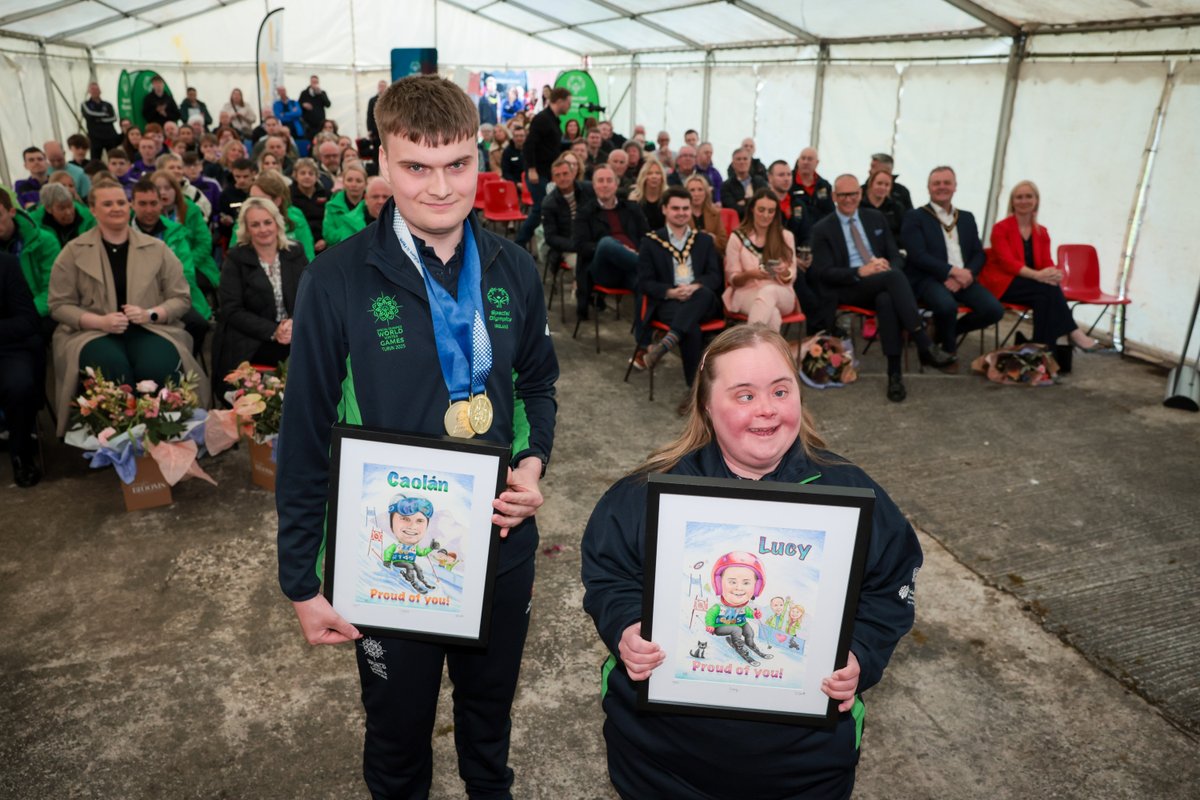 Team Ireland skiers @ the World Winter Games, Gold Medal winners Caolan McConville &amp; Lucy Best, had a hero’s welcome yesterday at a celebration in Craigavon. Joining Caolan, Lucy, their families &amp; Special Olympics reps were <a href="/SkiAbilityNI/">hub account</a> team mates, Ministers &amp; Mayors!