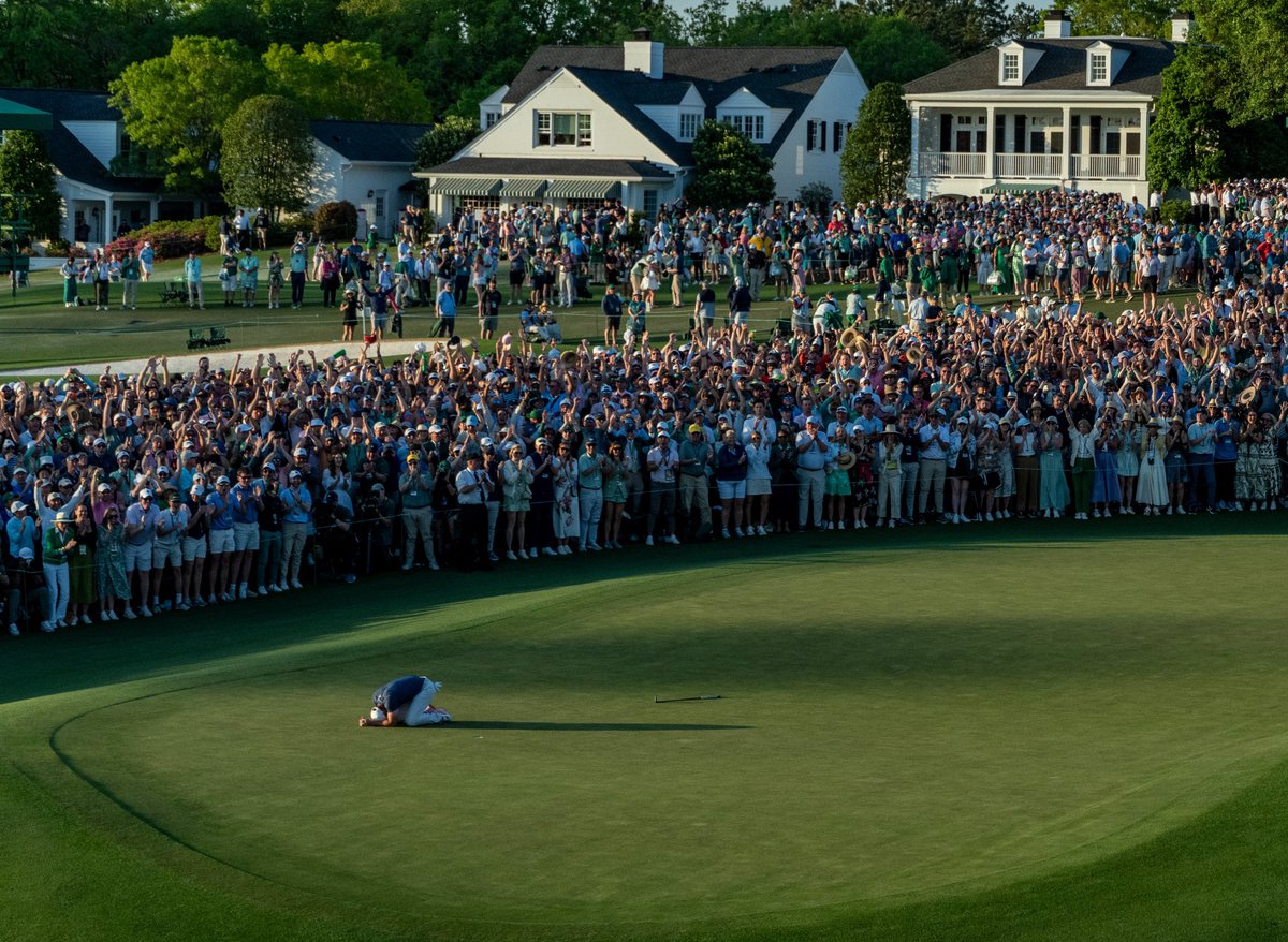 #TheMastersGnome (@themastersgnome) on Twitter photo Just got back from The Masters 2025.
Another amazing week. Early starts, long days, walking the Hallowed Grounds of ANGC. To see <a href="/McIlroyRory/">Rory McIlroy</a> finally secure his #CareerGrandSlam was amazing! <a href="/DaveD250/">DaveDShelfSide💙🌺⛳️🌺</a> 🌸🌺🌼 Just got back from The Masters 2025.
Another amazing week. Early starts, long days, walking the Hallowed Grounds of ANGC. To see <a href="/McIlroyRory/">Rory McIlroy</a> finally secure his #CareerGrandSlam was amazing! <a href="/DaveD250/">DaveDShelfSide💙🌺⛳️🌺</a> 🌸🌺🌼