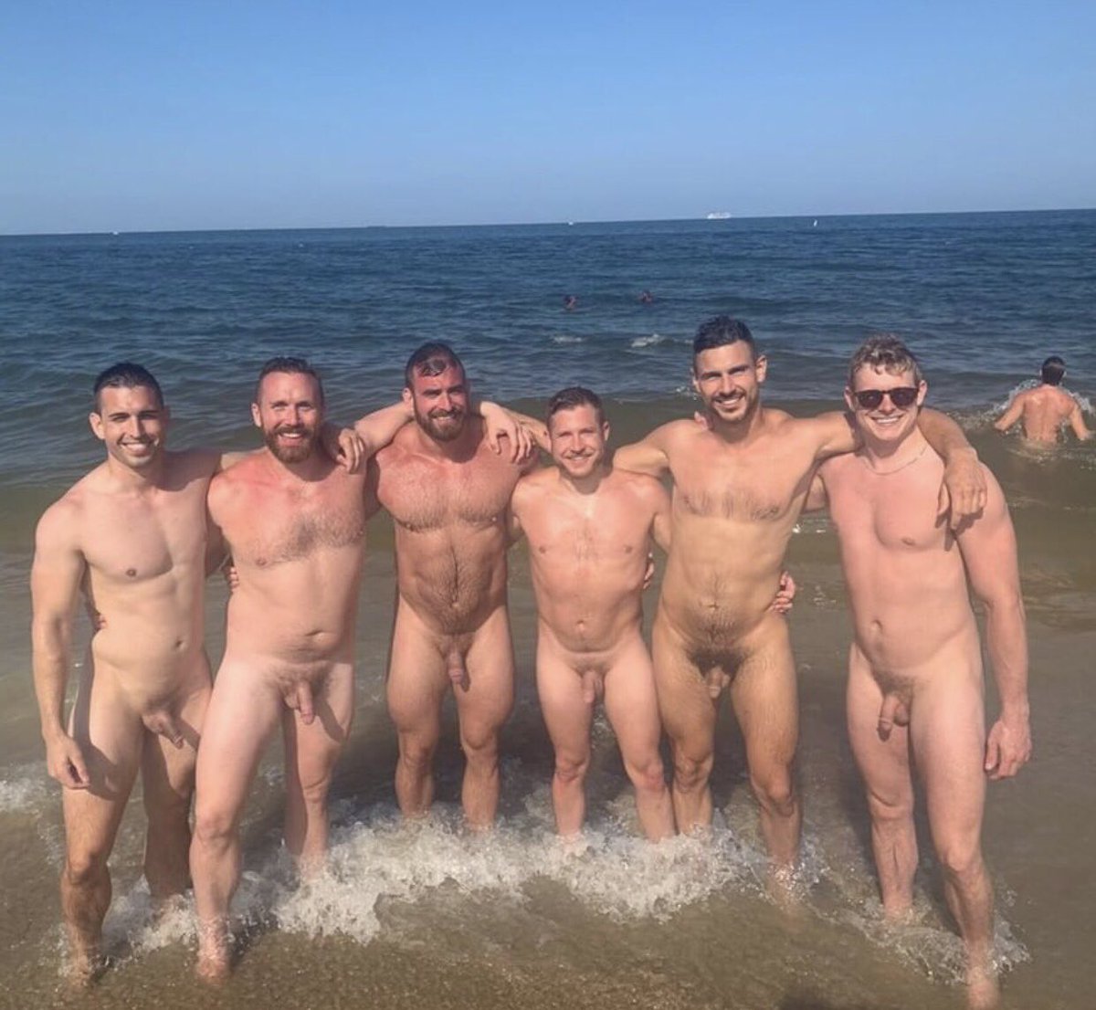 nicenakedguys (@nicenguys) on Twitter photo 