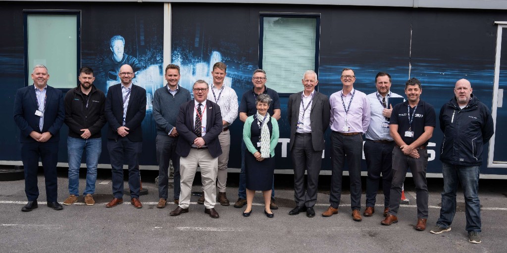 Great to welcome The Rt Hon Mark Francois, Shadow Armed Forces Minister, to our Templecombe site and showcase our maritime technology where we provide sensing systems for the <a href="/RoyalNavy/">Royal Navy</a>. Mark also met our veterans who bring valuable experience to our business.
 
#ThalesUK